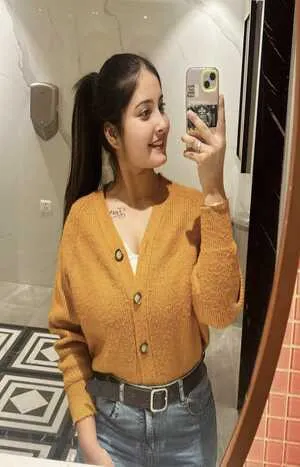 young call girl in Hauz Khas